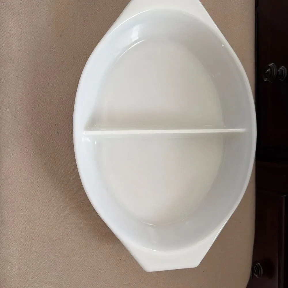 Pyrex vintage 1959 Constellation Divided Casserole Dish